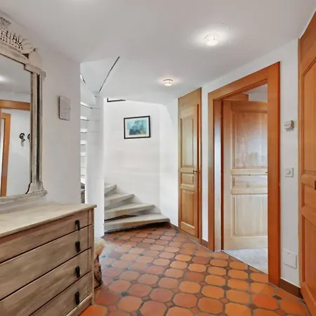 Homely And Spacious Penthouse Centrally Located - What'app - 0034-635-520-036 - For Reservations! Apartment *