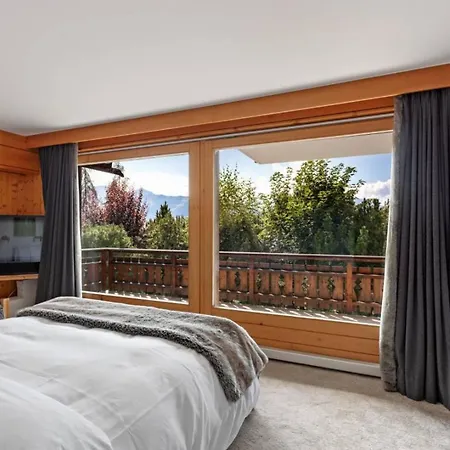 Homely And Spacious Penthouse Centrally Located - What'app - 0034-635-520-036 - For Reservations!