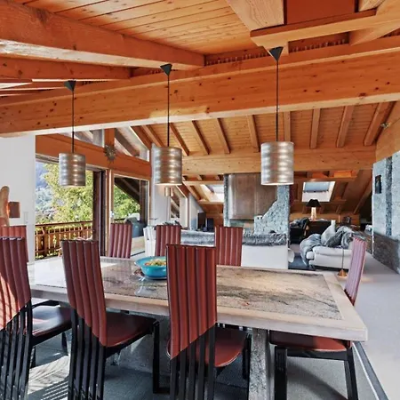 Homely And Spacious Penthouse Centrally Located - What'app - 0034-635-520-036 - For Reservations! *