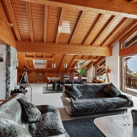 Homely And Spacious Penthouse Centrally Located - What'app - 0034-635-520-036 - For Reservations!